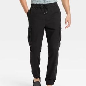 Men’s Goodfellow & Co Black Cargo Jogger size L
